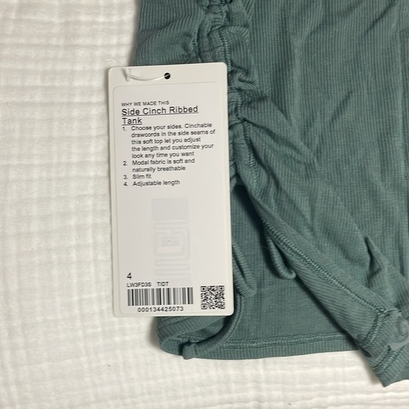 Lululemon Side Cinch Ribbed T-shirt - Picture 5 of 5